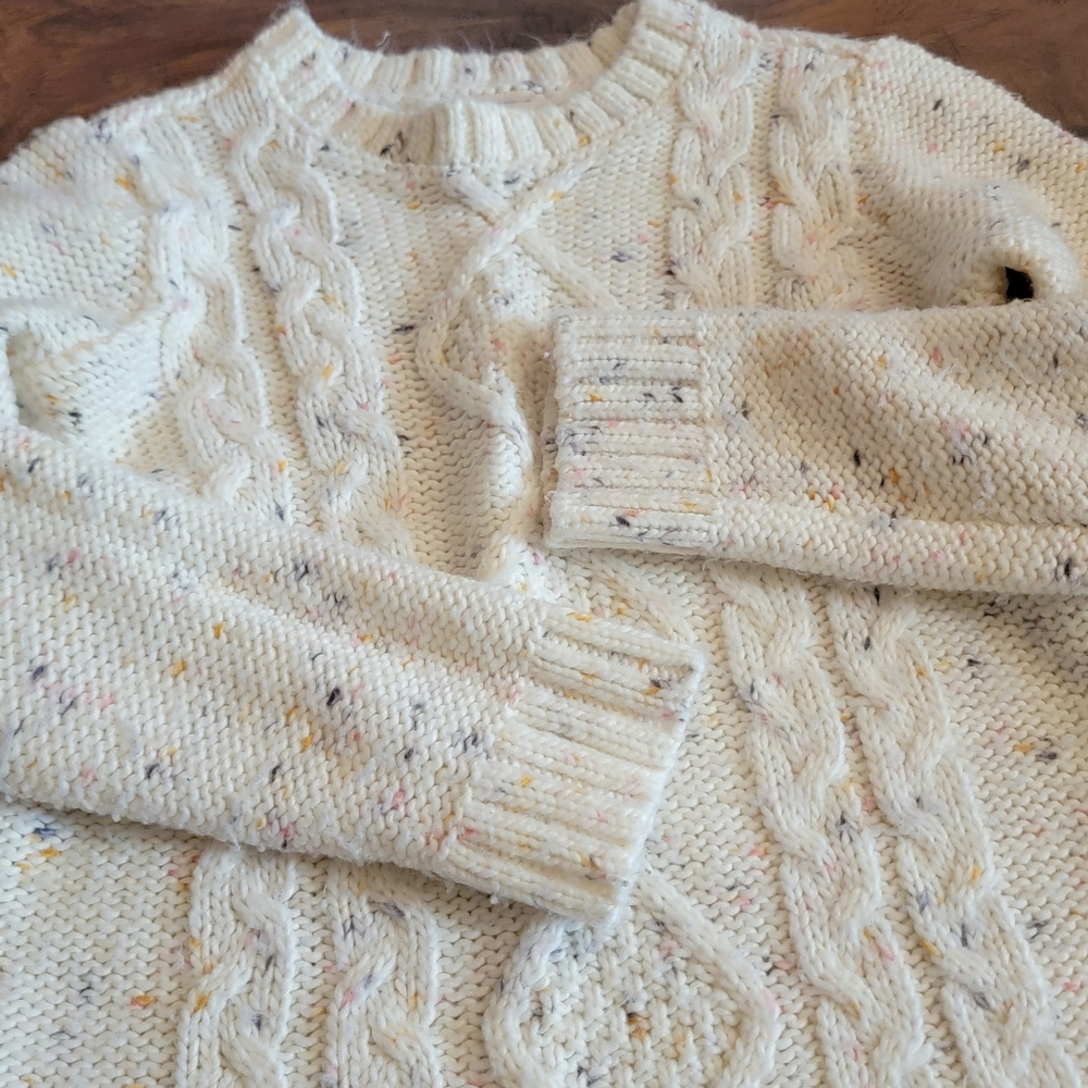 Carter's Sweater - Picture 5 of 6